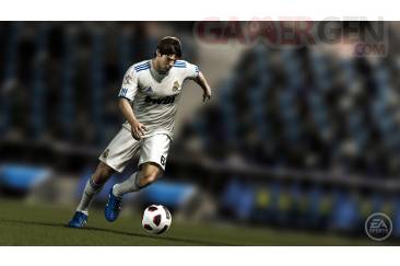fifa-12-kaka-screenshot-capture-image-13022011