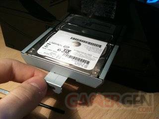 TUTO-Remplacement-du-disque-dur-de-votre-PS3 (11)