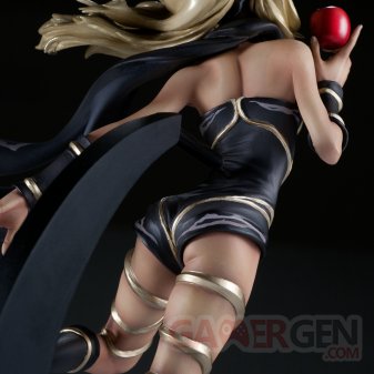Gravity Rush figurines Kat 12.05.2014  (2)
