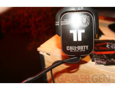 PGW_2010_call_of_duty_casque_collector