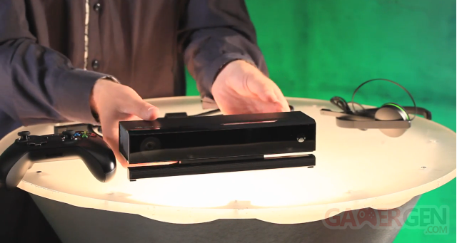 Xbox One - d&eacute;ballage manette Kinect