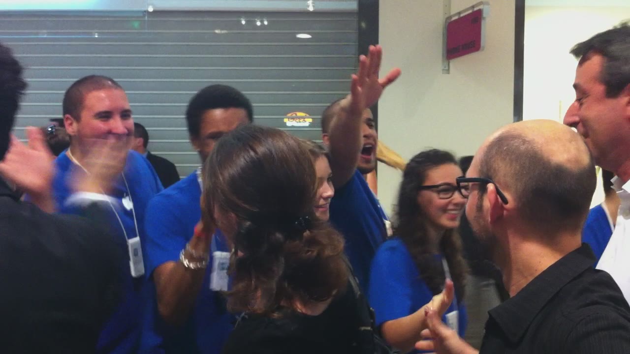 Apple  store la defense 5