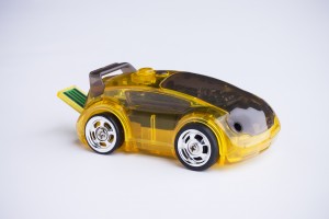 carbot-voiture-telecommandee-smartphone-applicaiton-ios-android-2