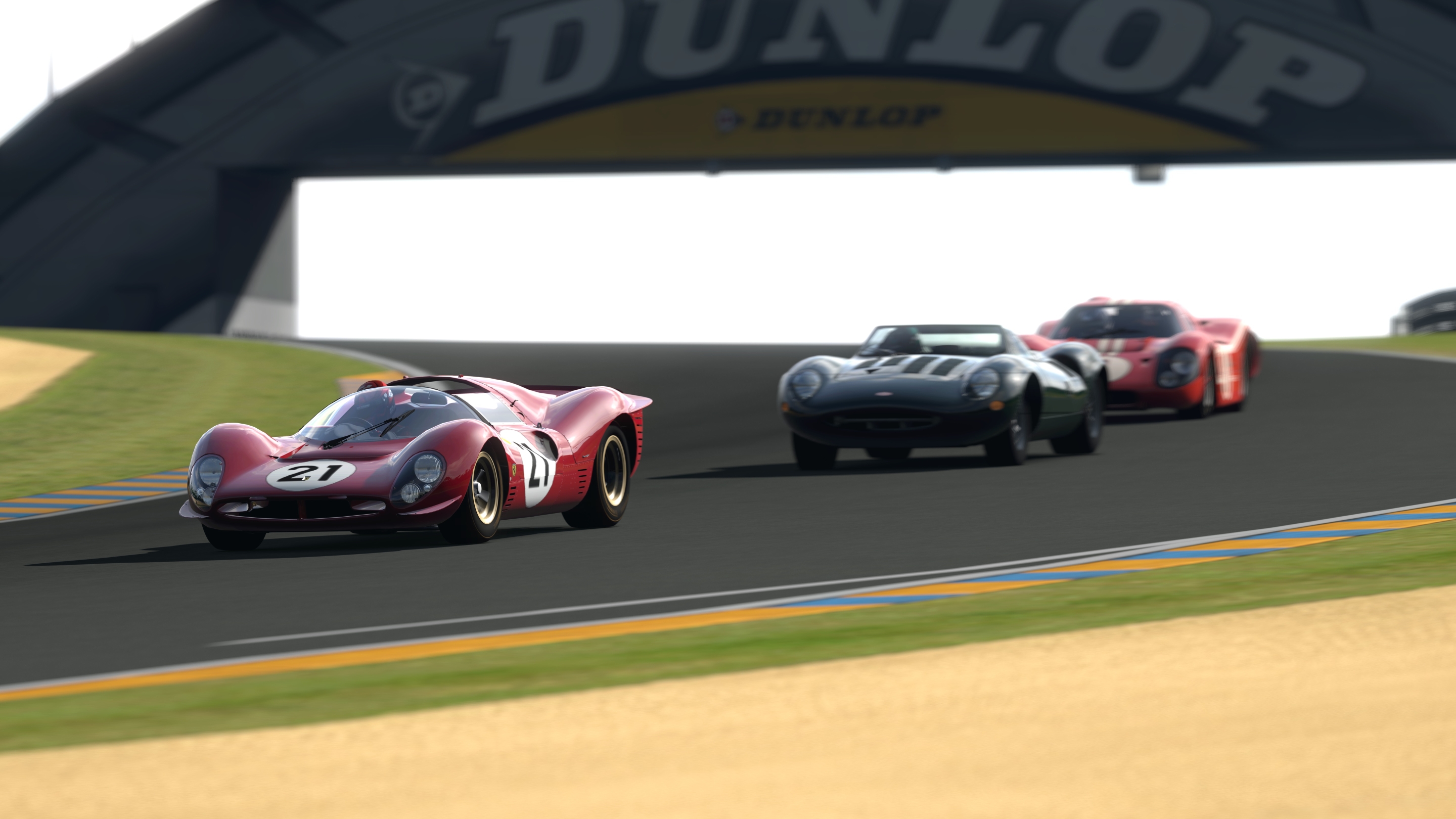 CIrcuit-de-la-Sarthe_Ferrari_330P4_B