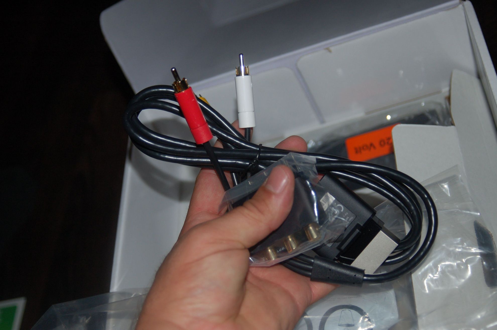 Deballage XBOX slim 250Go 14