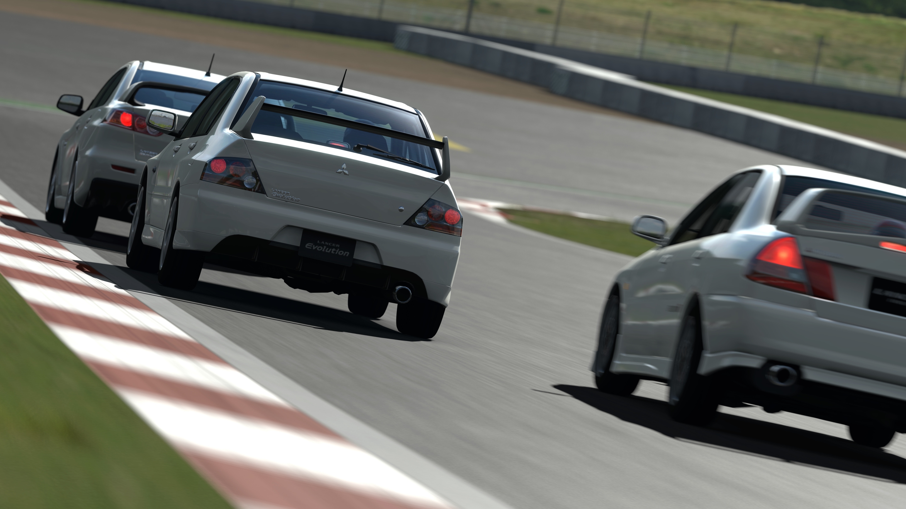 Fuji-Speedway_Mitsubishi_Lancer-Evolution-IX-GSR_001