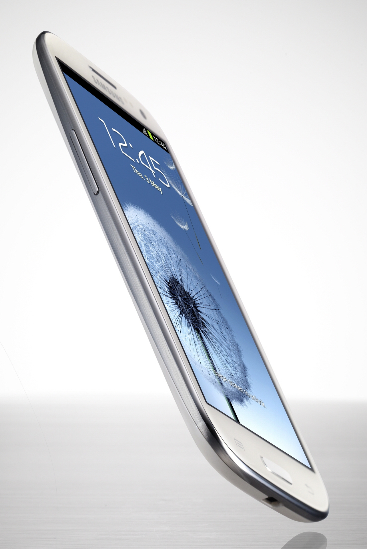 GALAXY S III Product Image (8)_W