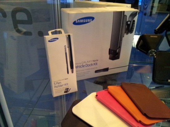 galaxy-note-10-1-s-pen-holder-620x465-550x412