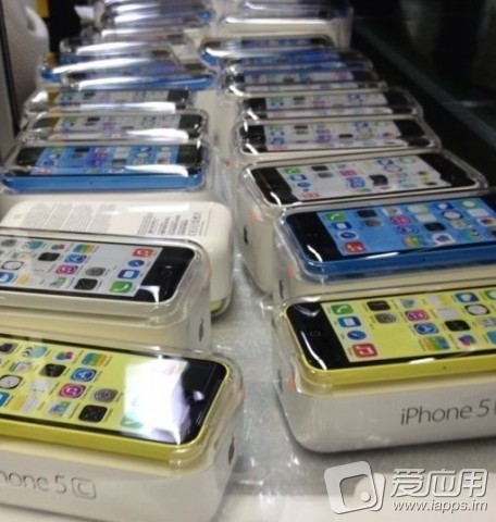 iPhone-5C-bleu-jaune- (2)