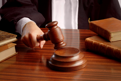 marteau_tribunal