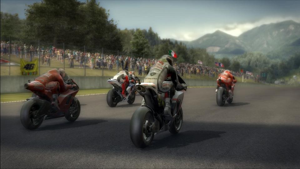 motogp_10-11_101110_08
