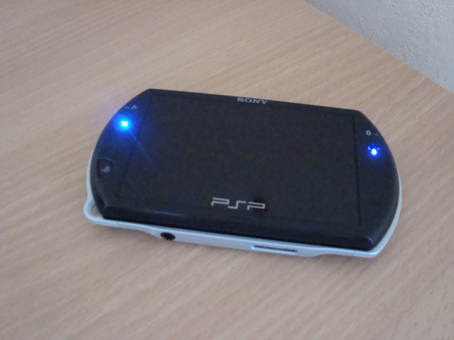 psp go noire 1
