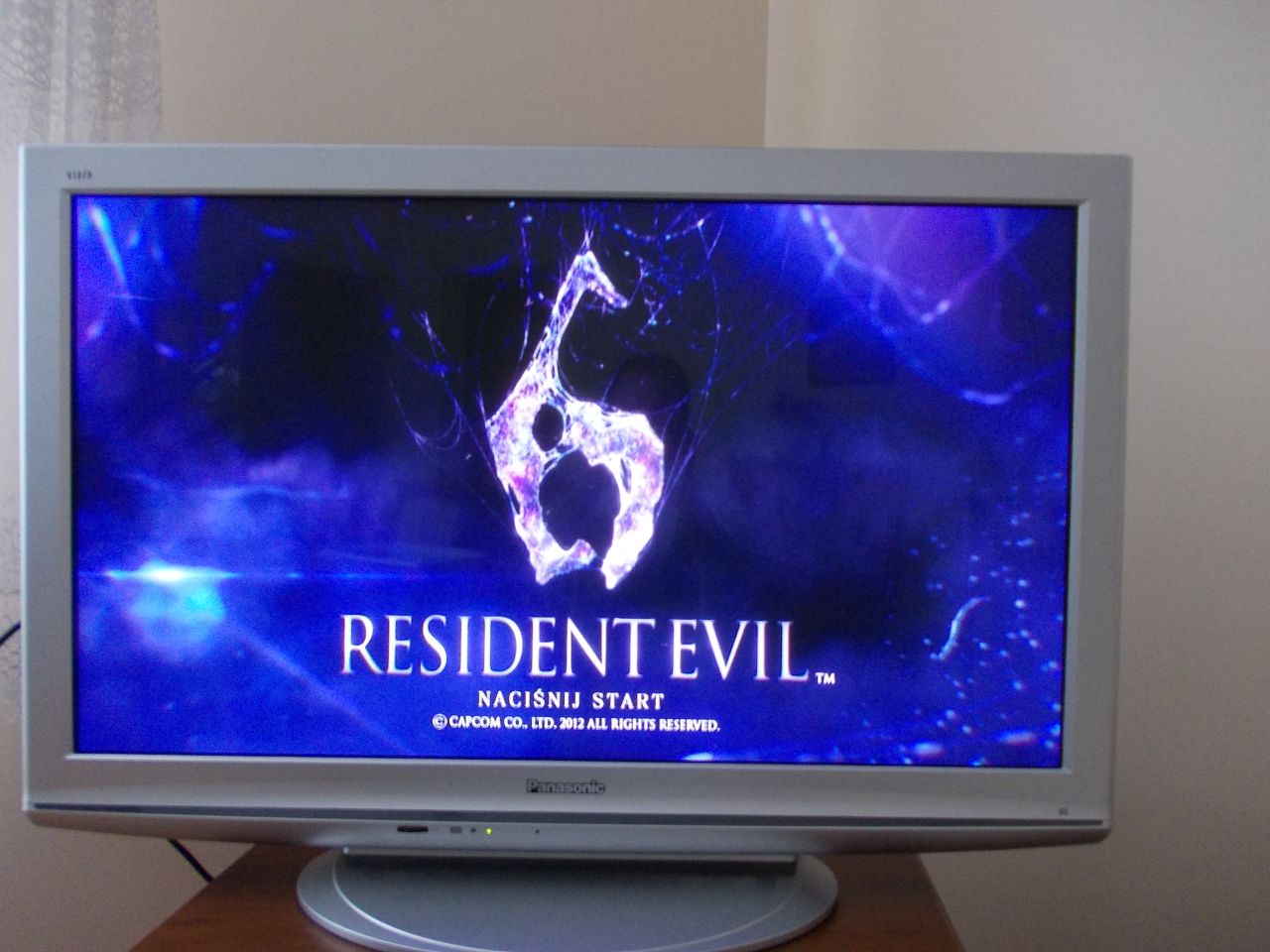 Resident-Evil-6-Pologne-Neo-Go-Image-310812-02