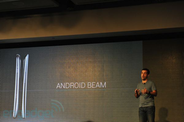 samsung-galaxy-nexus-presentation-android-beam