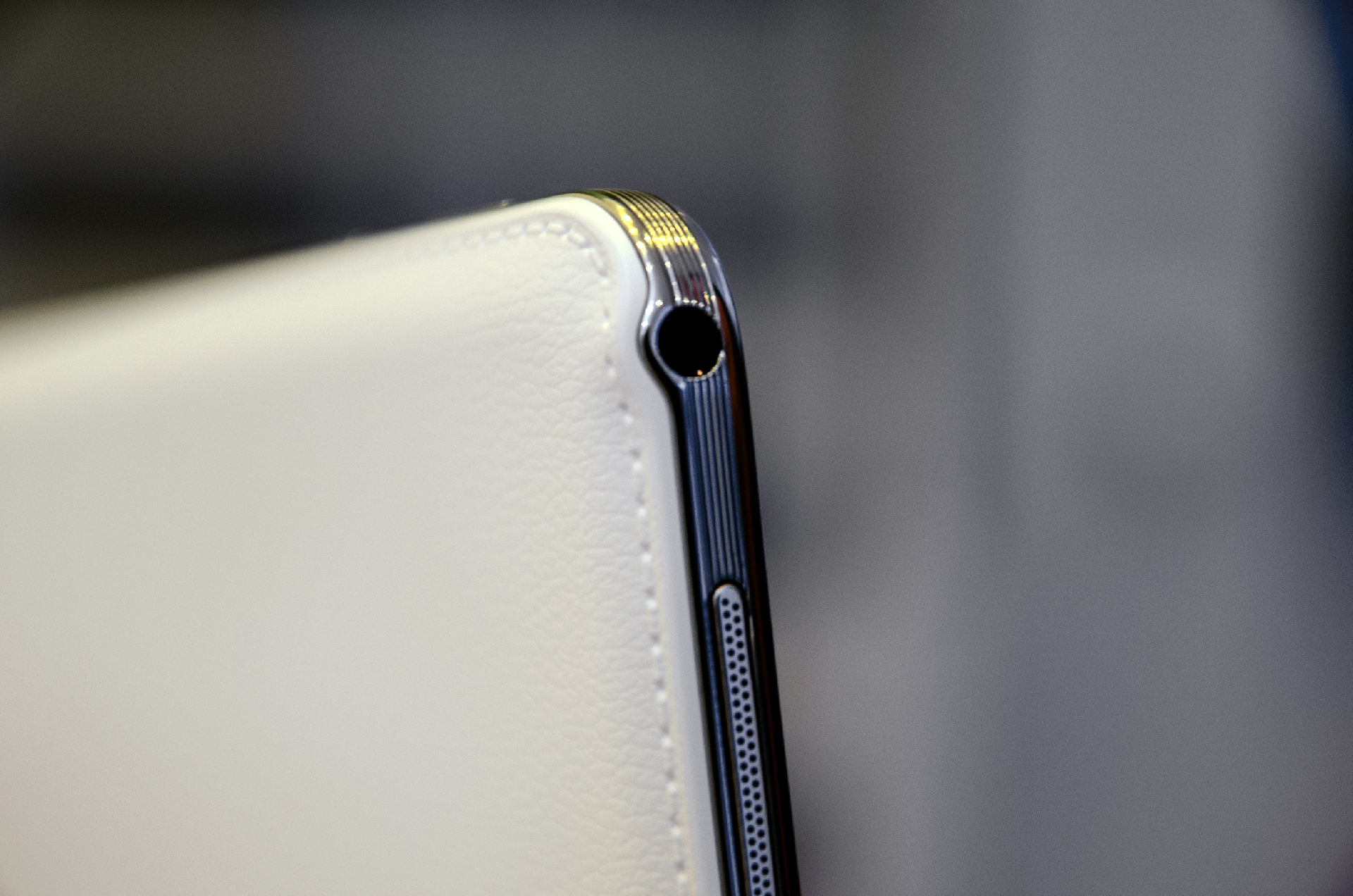 samsung-galaxy-note-10-1-2014-edition-09