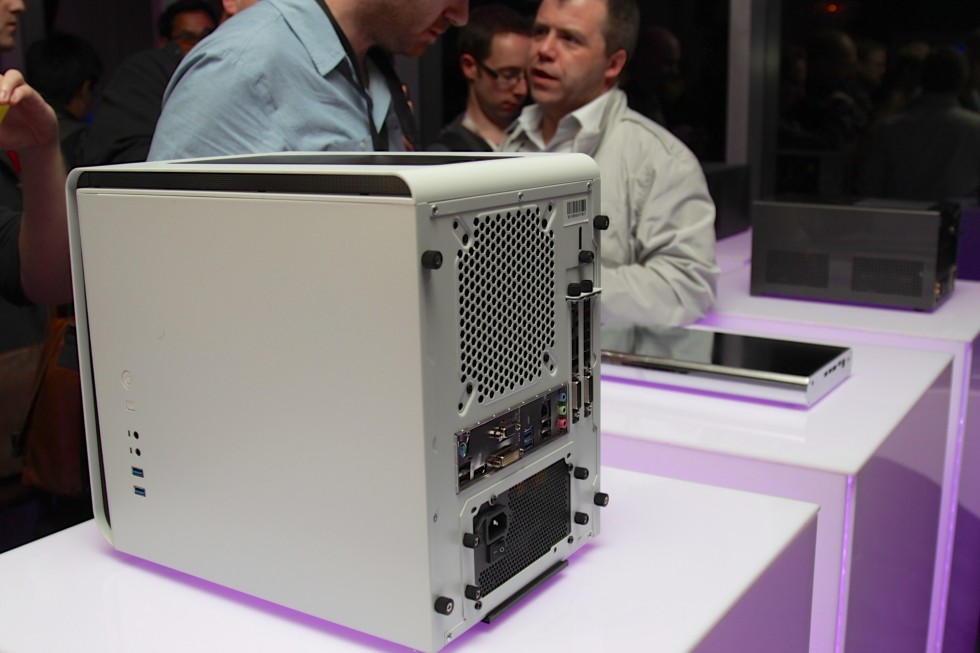 Steam Machine Webhallen_02