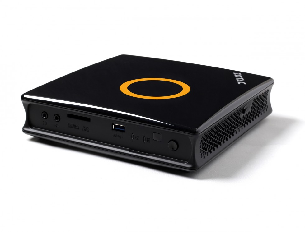 Steam Machine Zotac Press_03