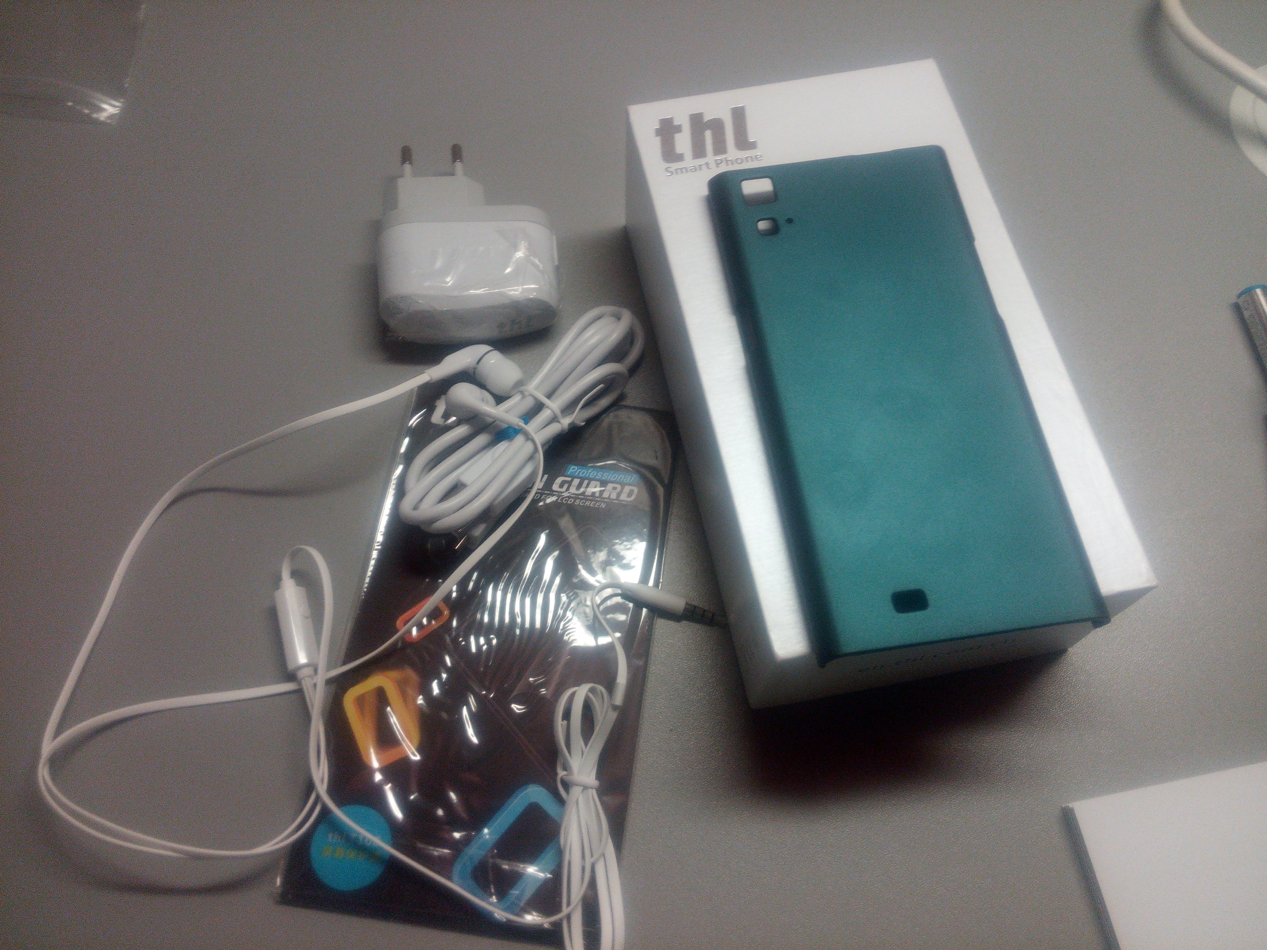 THL-T100S-Iron-Man-deballage- (5)