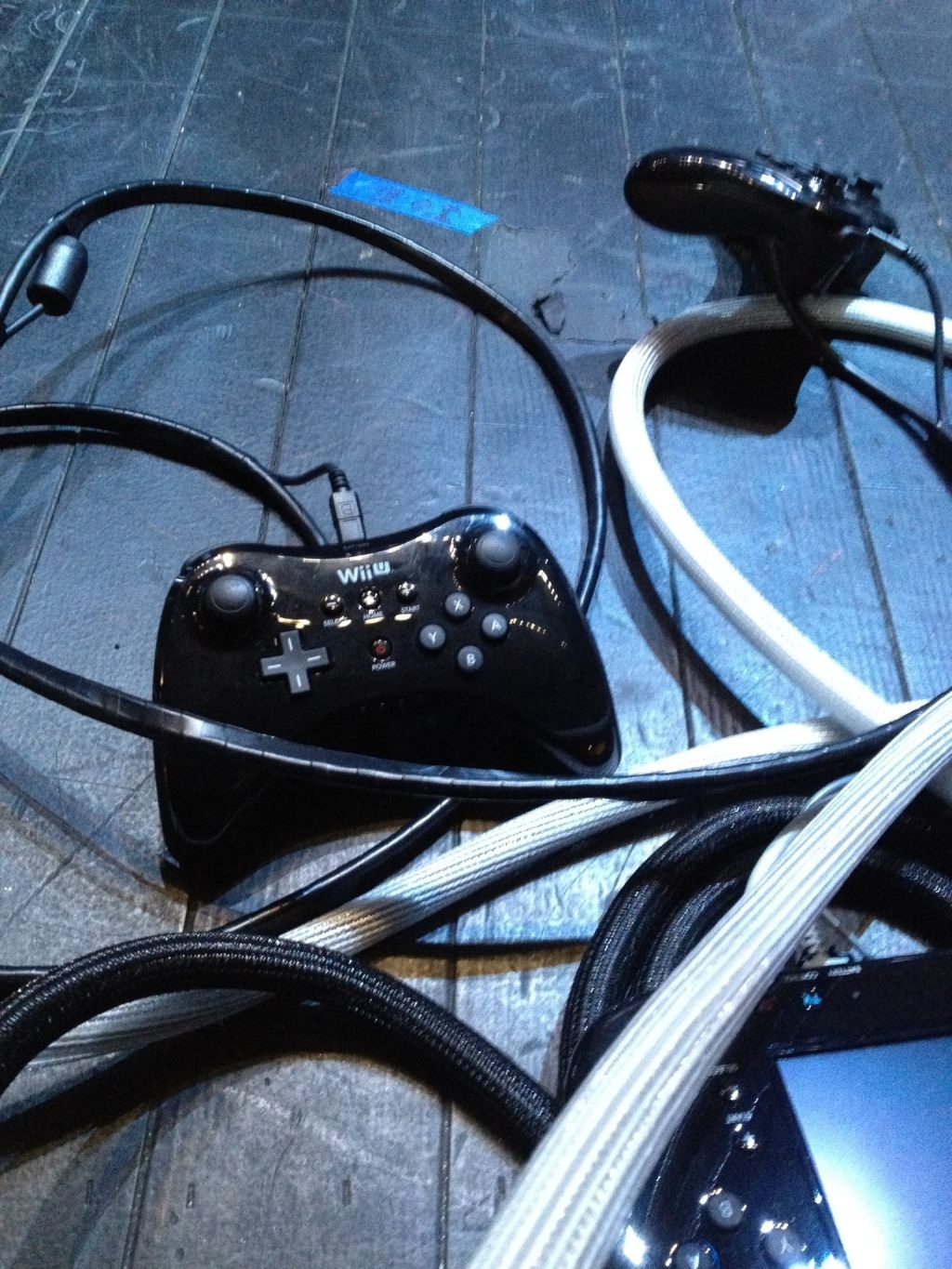 Wii U Pro Controller - 3.