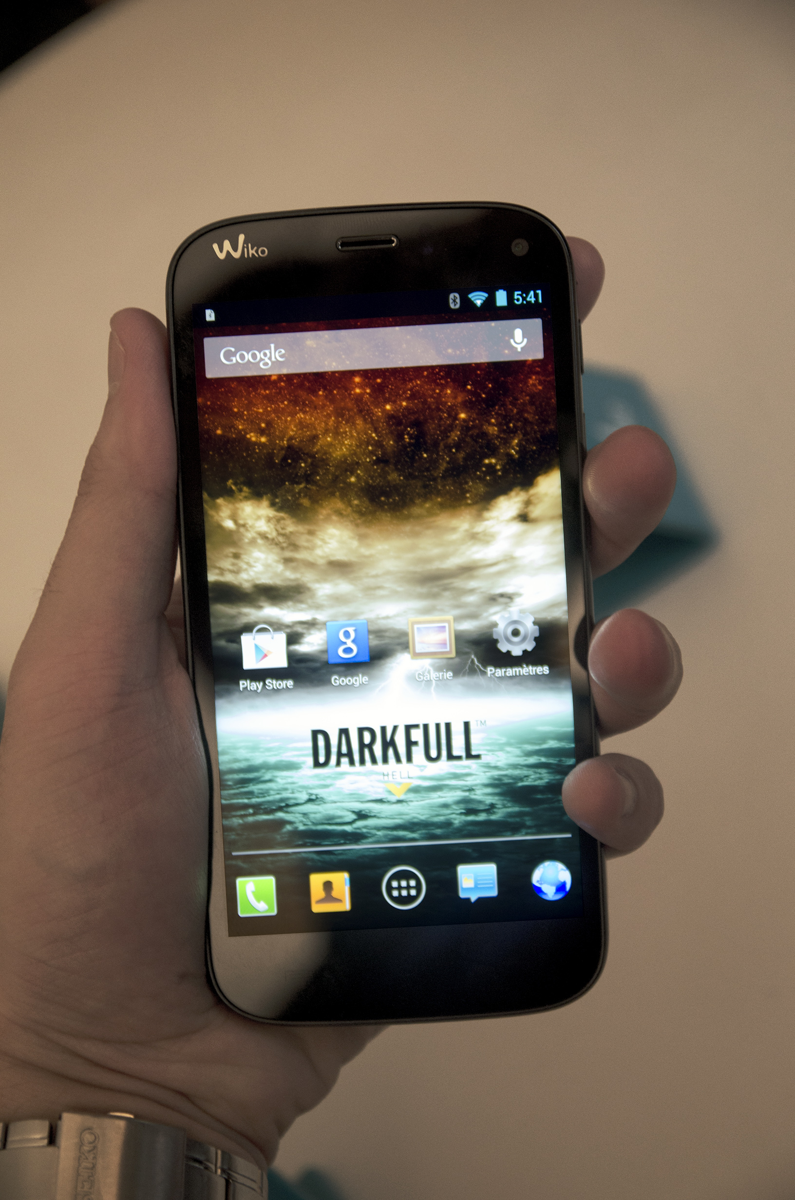 wiko-darkfull